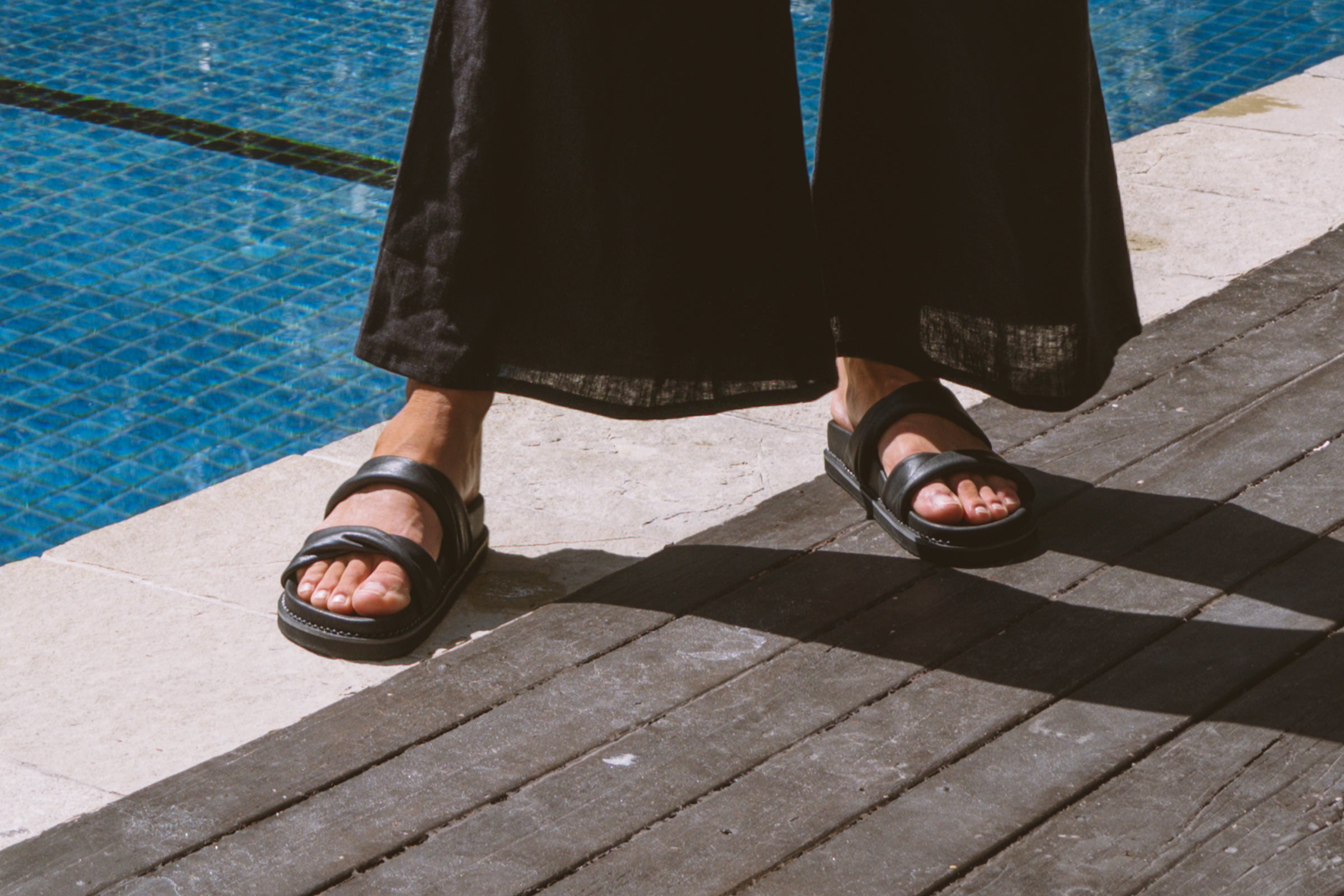 Leather Sandal - Black