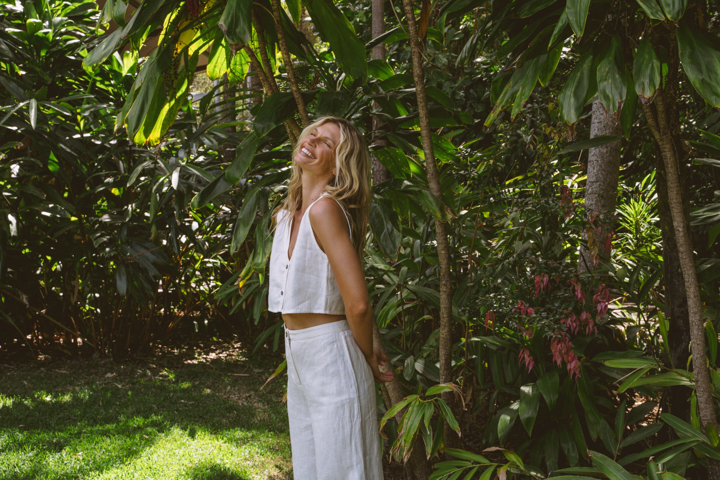 Solana Vest Top - White